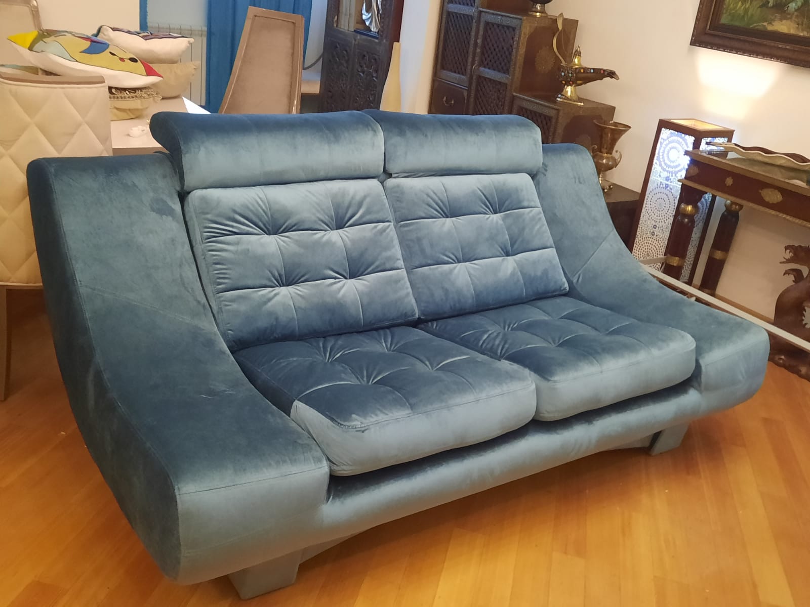 Обивка дивана на дому. Пионерская